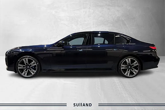 BMW I7 2023 photo 4