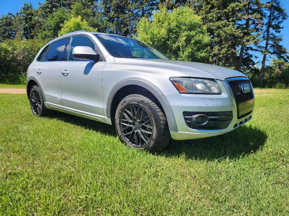 Audi Q5 2010 photo 3