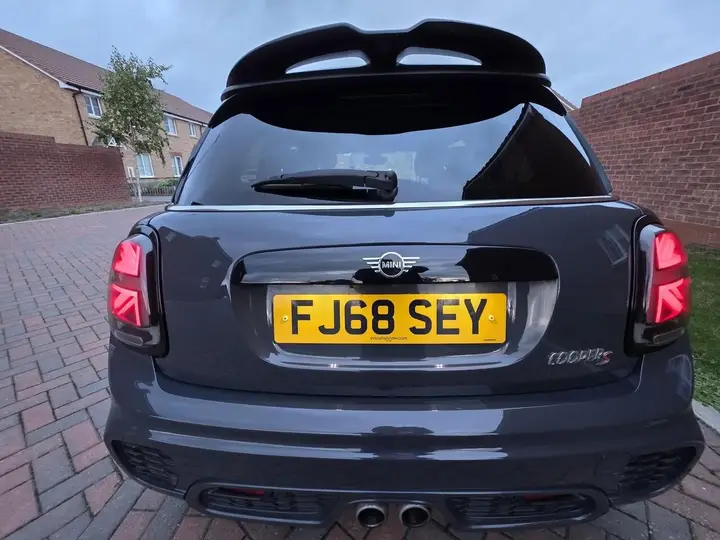 Mini Cooper S 2018 photo 4