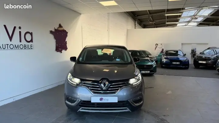 Renault Espace 2015 photo 2