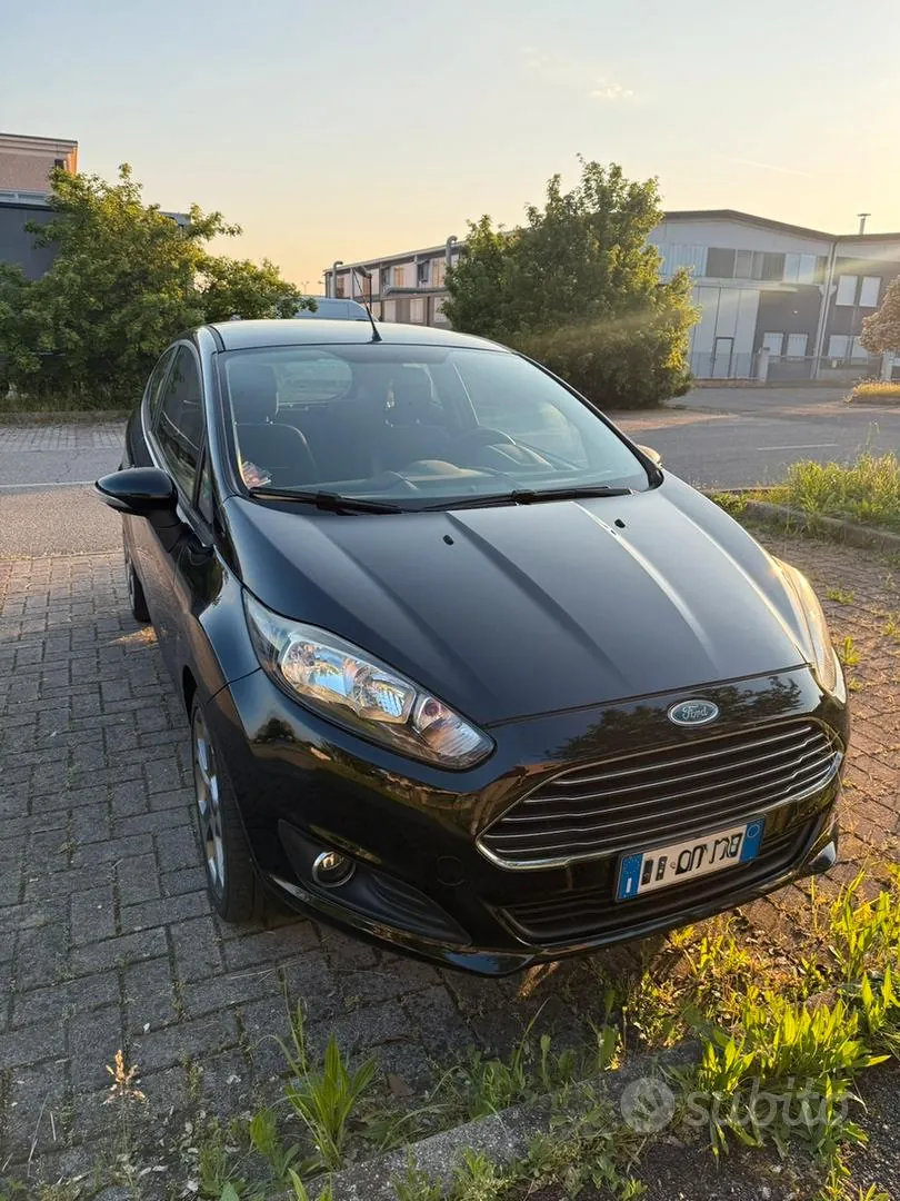 Ford Fiesta 2013 photo 3