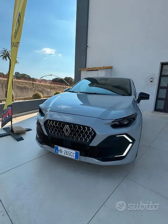 Renault Clio 2026 photo 2