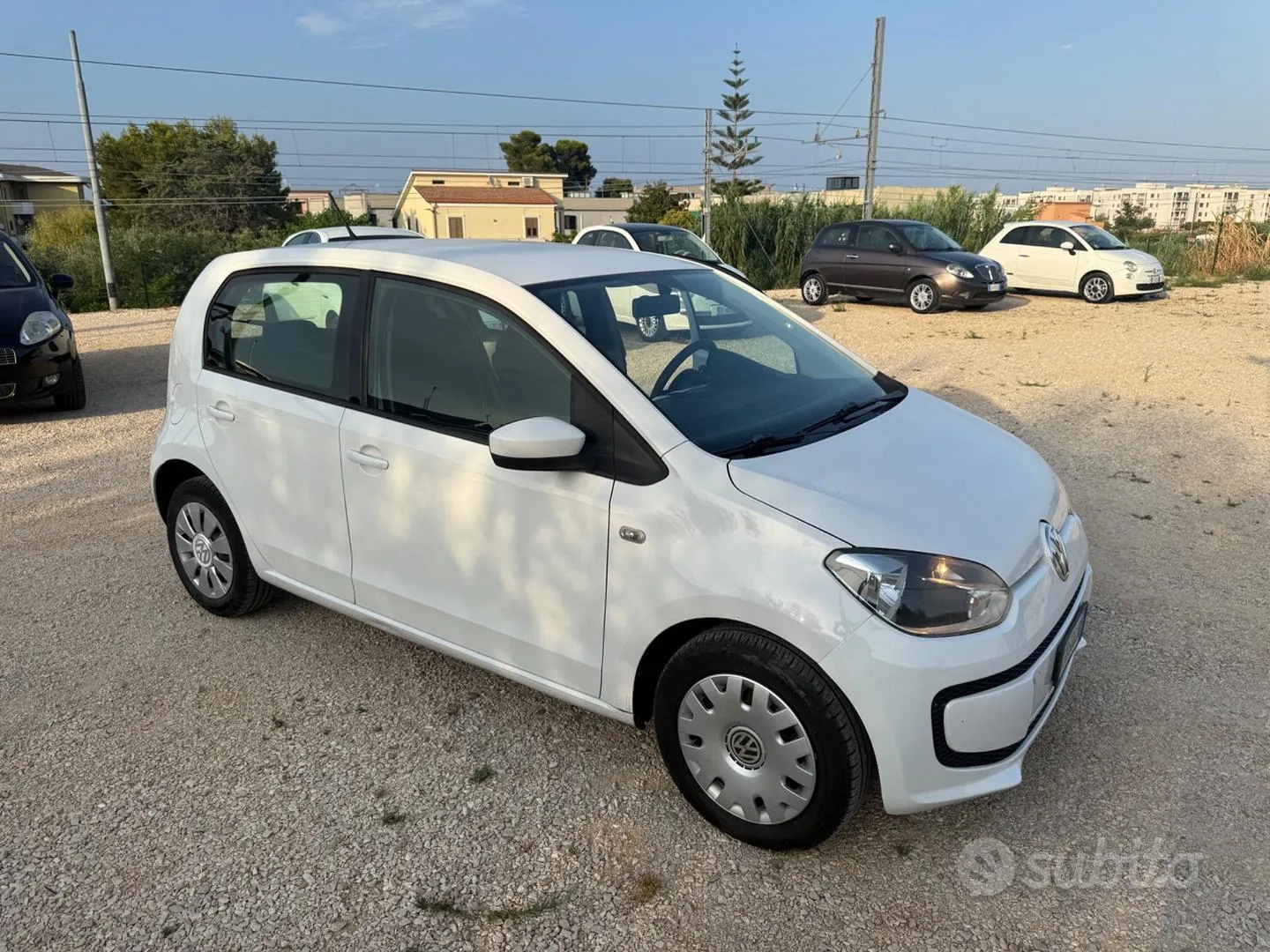 Volkswagen Up 2014 photo 5
