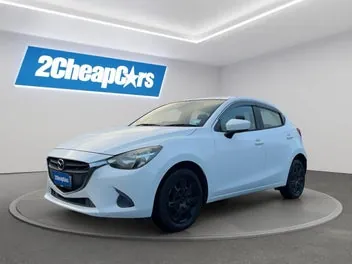 Mazda Demio 2016 photo 2