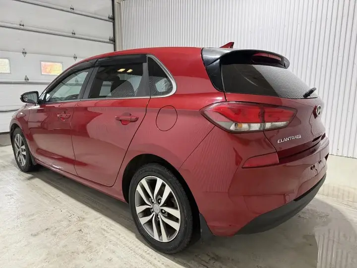 Hyundai Elantra 2019 photo 5