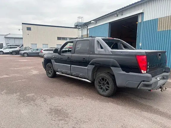 Chevrolet Avalanche 2005 photo 2