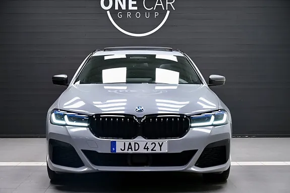 BMW 530E 2023 photo 3