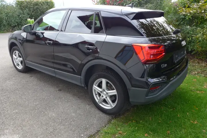 Audi Q2 2022 photo 2