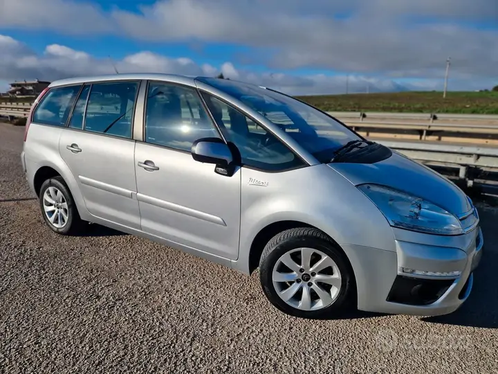 Citroen C4 Grand Picasso 2012 photo 2