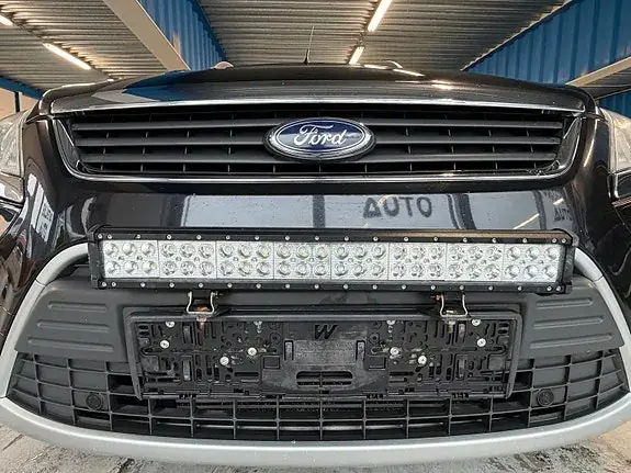 Ford Kuga 2010 photo 4