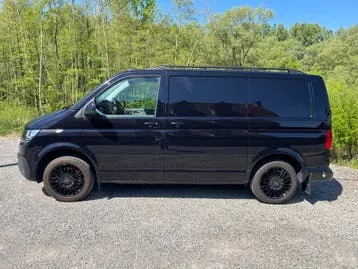 Volkswagen Transporter 2023 photo 3