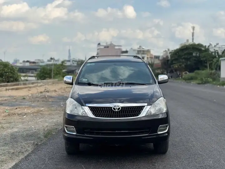 Toyota Innova 2006 photo 2