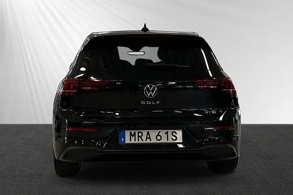 Volkswagen Golf I 2024 photo 2