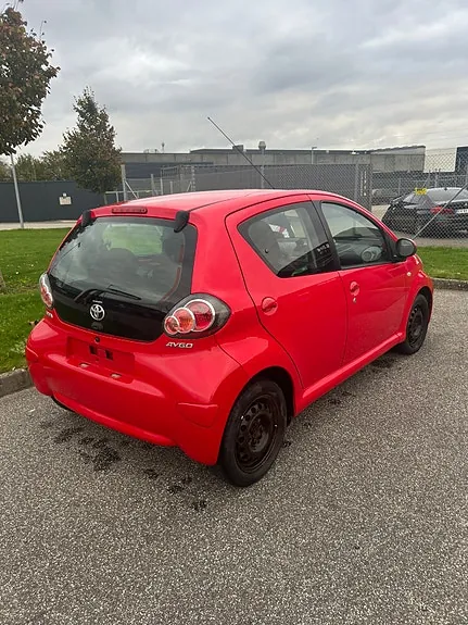 Toyota Aygo 2012 photo 4