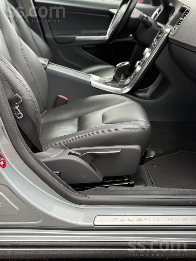 Volvo V60 2014 photo 5