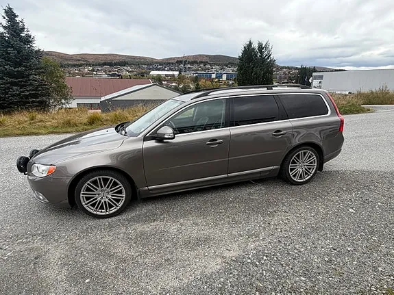 Volvo V70 2011 photo 3