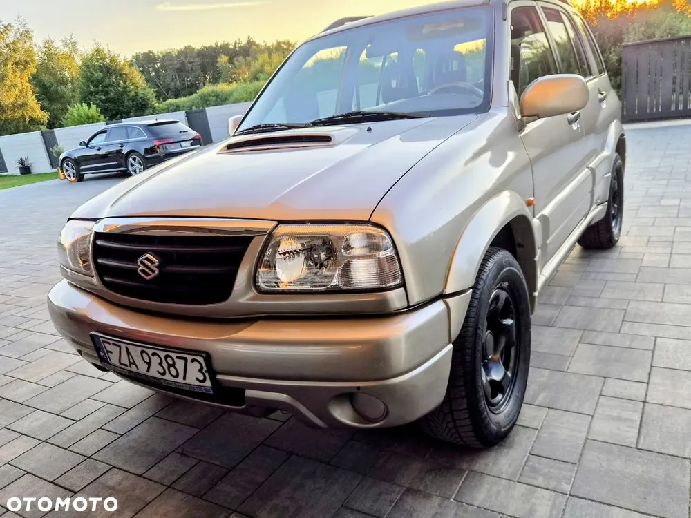 Suzuki Grand Vitara 2002 photo 2