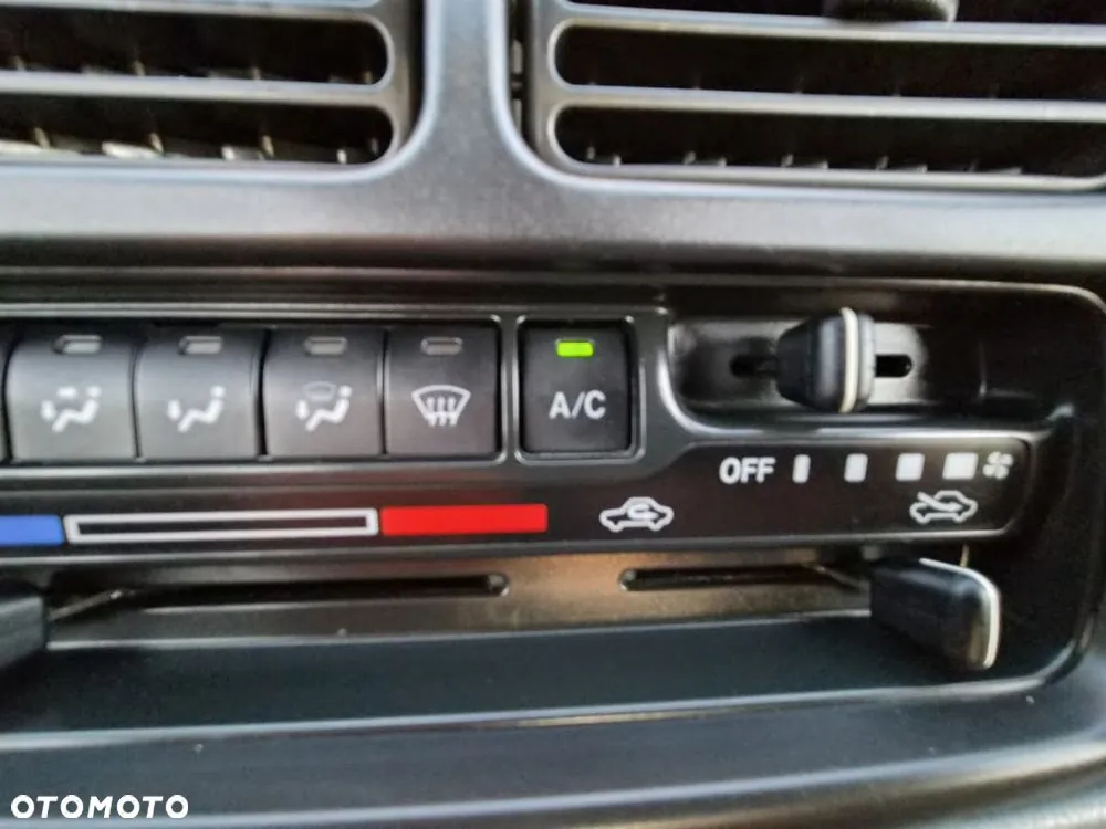Suzuki Grand Vitara 2002 photo 5
