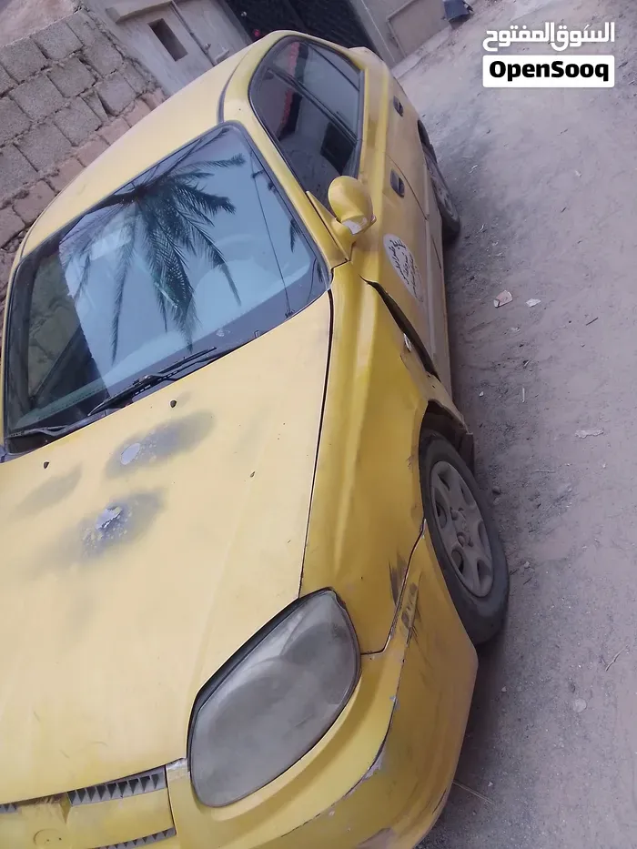 Hyundai Verna 2002 photo 2