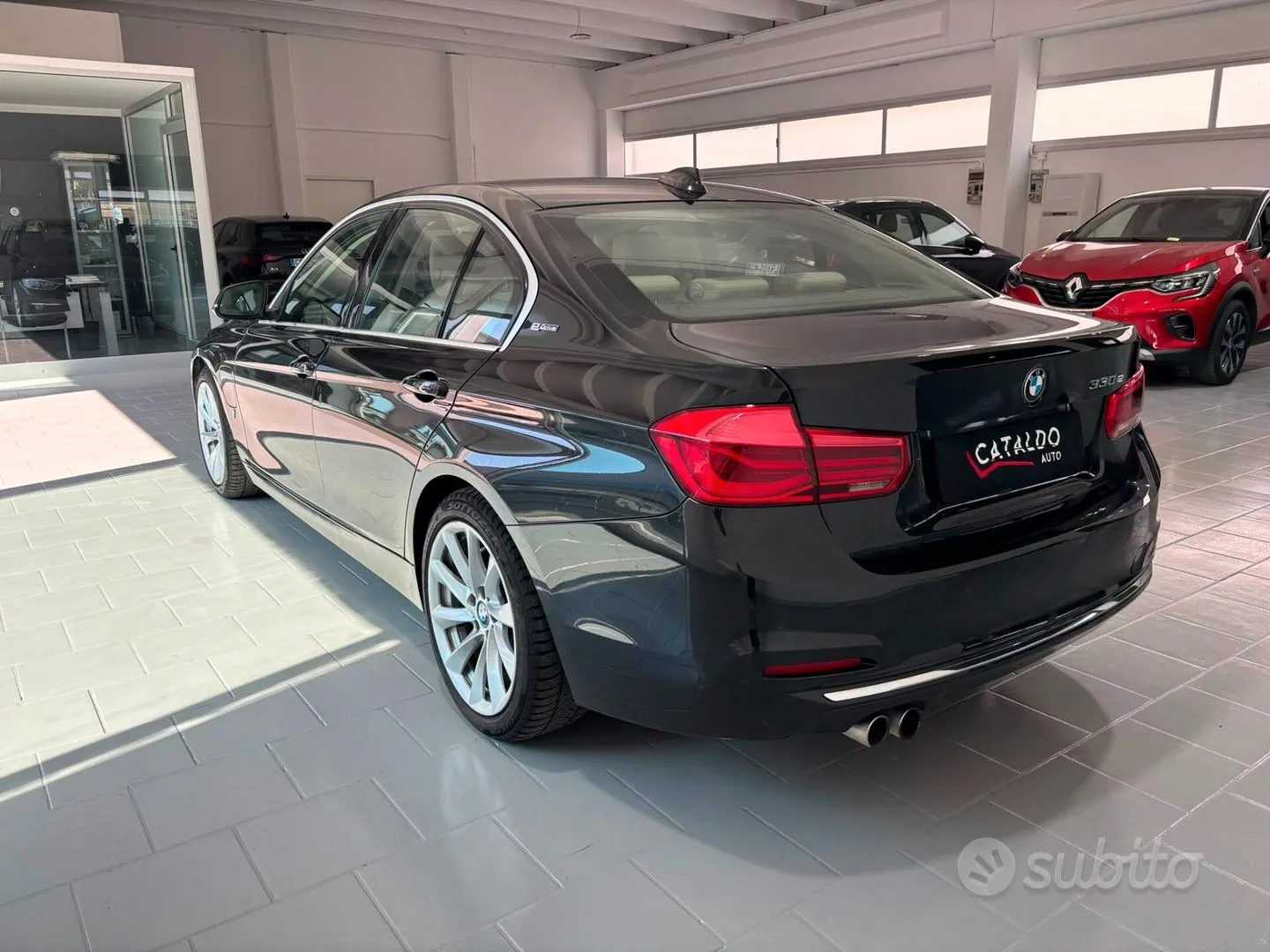 BMW 330E 2017 photo 3