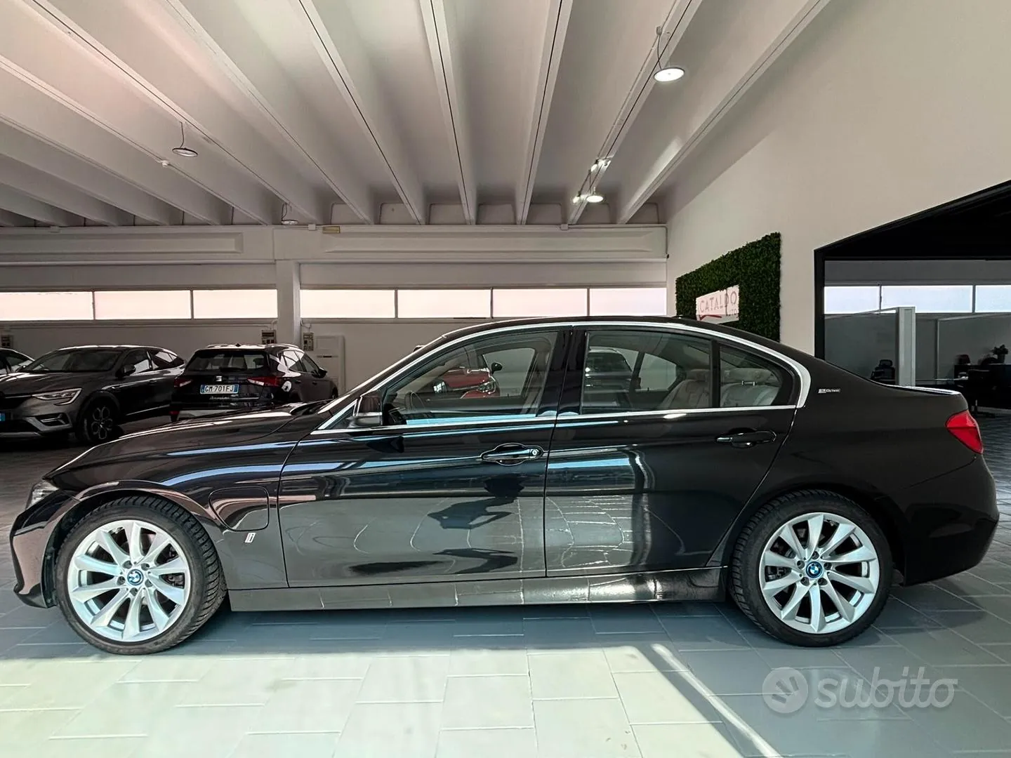 BMW 330E 2017 photo 2