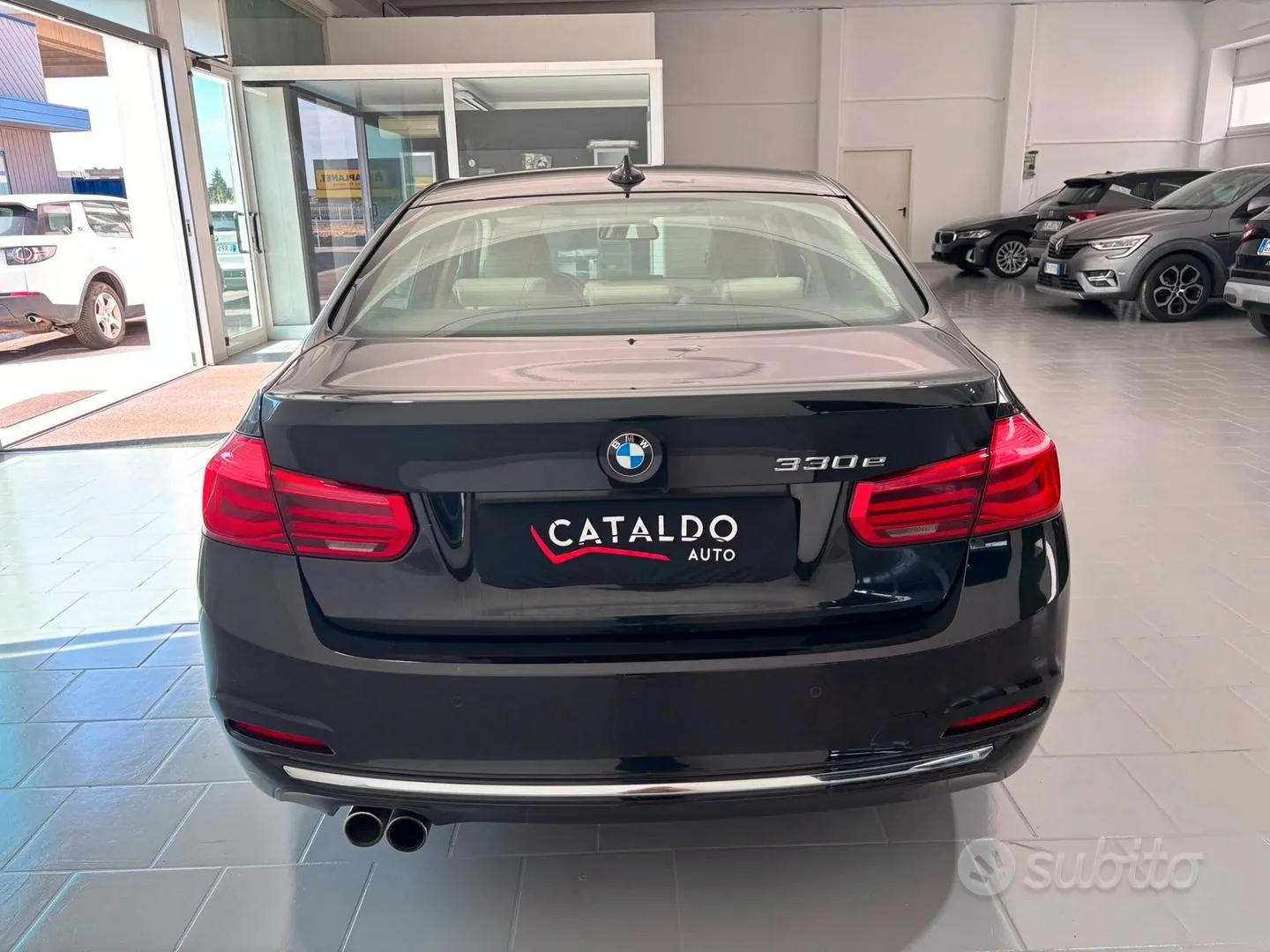 BMW 330E 2017 photo 4