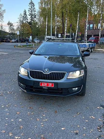 Skoda Octavia 2015 photo 2
