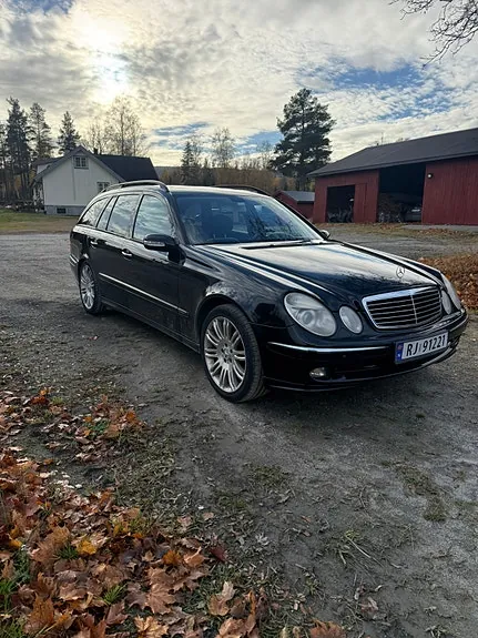 Mercedes-Benz E280 2005 photo 3