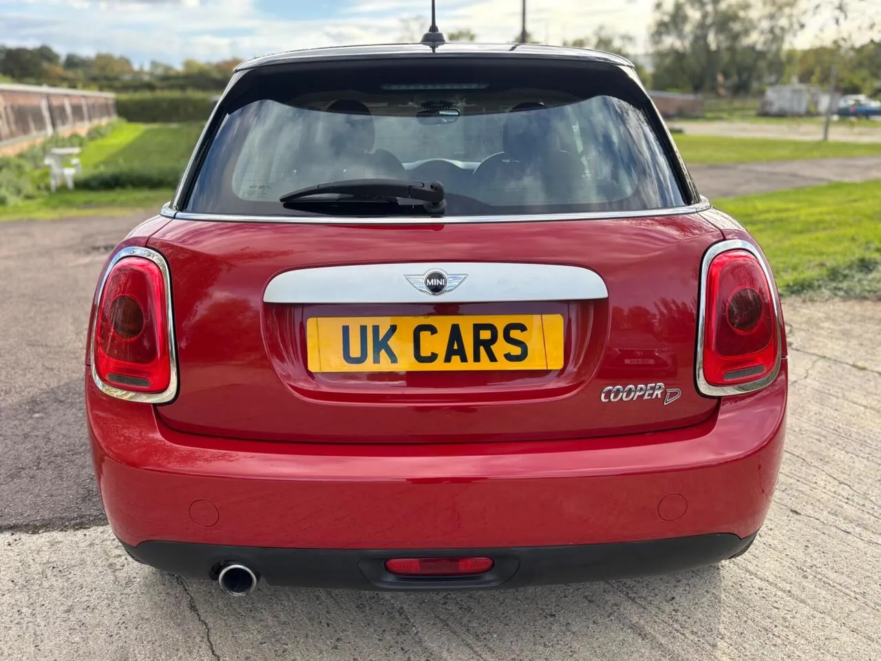 Mini Hatch 2015 photo 4