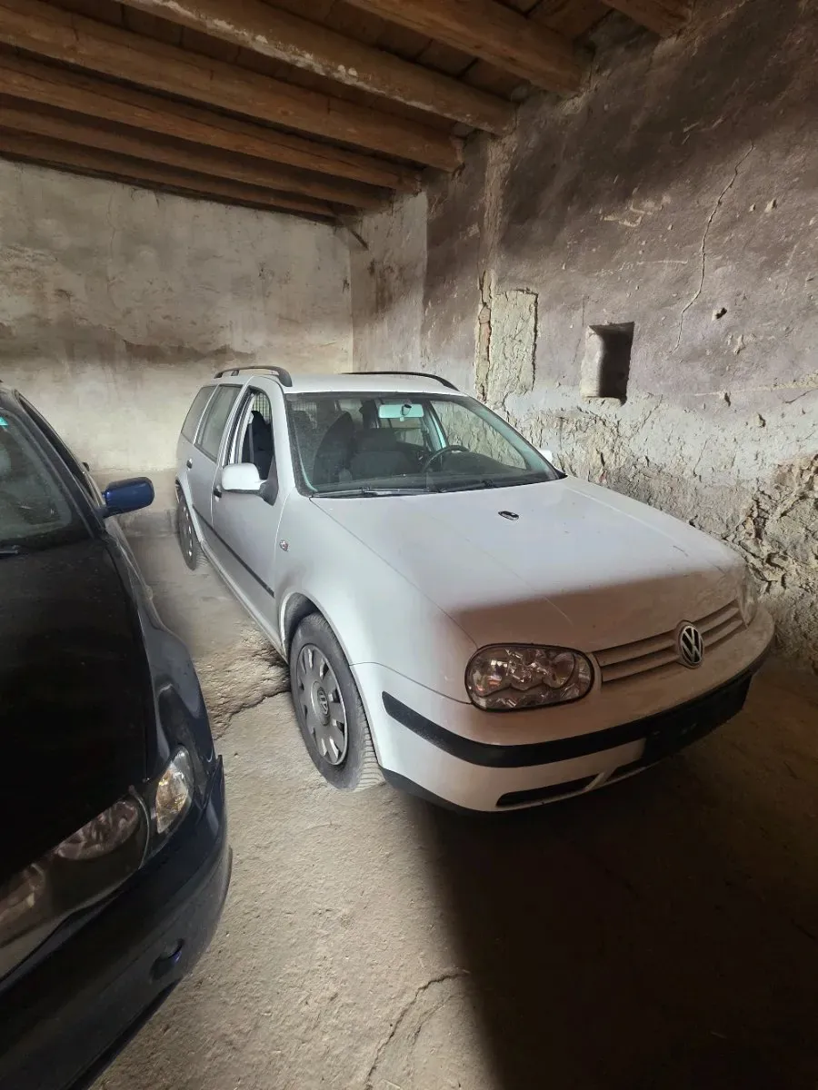 Volkswagen Golf 2006 photo 2