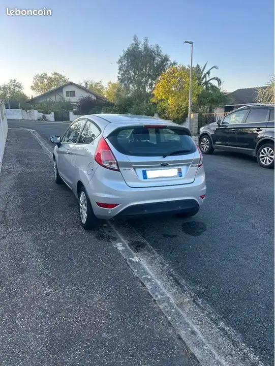 Ford Fiesta 2015 photo 3