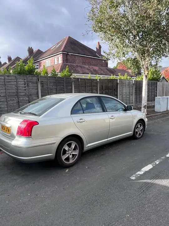 Toyota Avensis 2005 photo 4