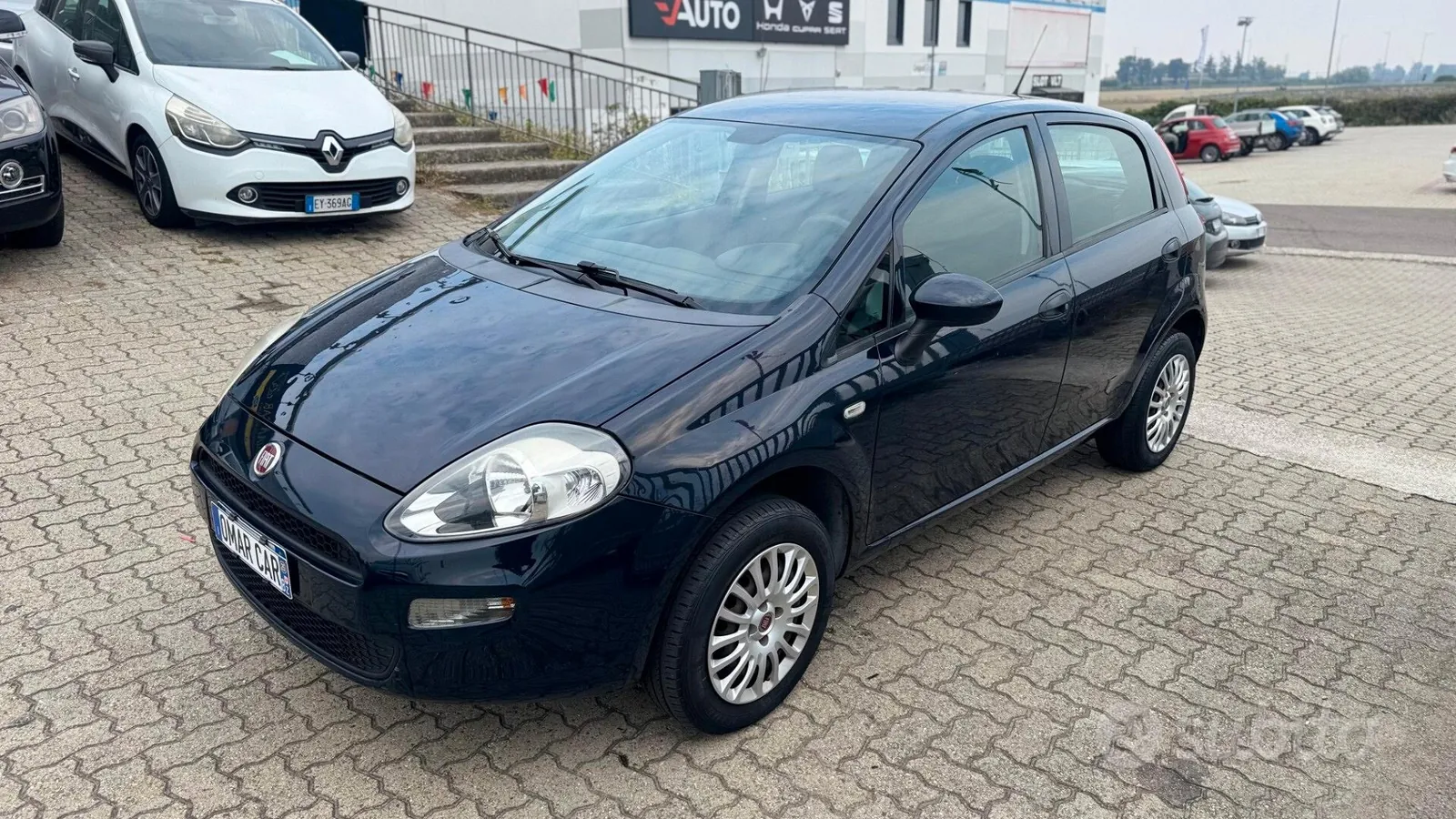 Fiat Punto 2015 photo 4