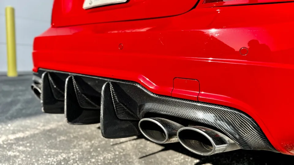 Mercedes-Benz C63 Amg 2012 photo 4