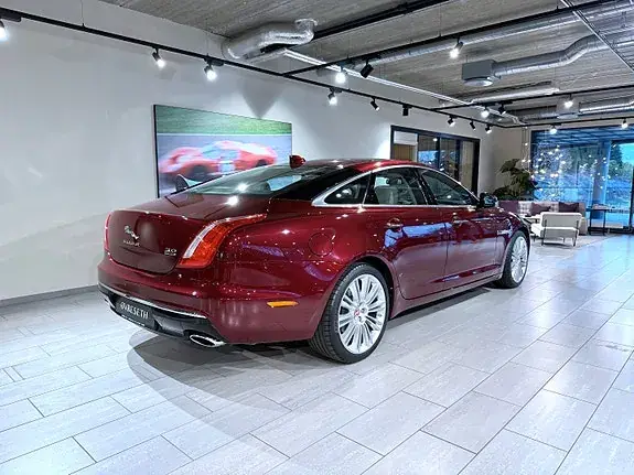Jaguar Xj 2016 photo 5