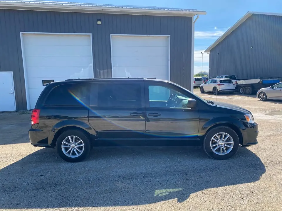 Dodge Grand Caravan 2017 photo 4