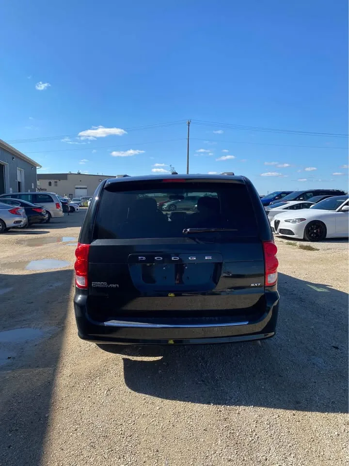 Dodge Grand Caravan 2017 photo 5