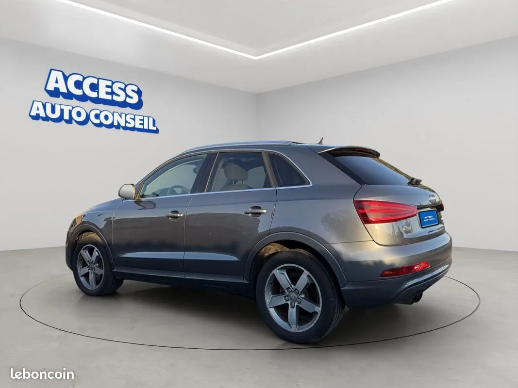 Audi Q3 2012 photo 3