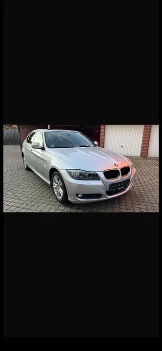 BMW 318I