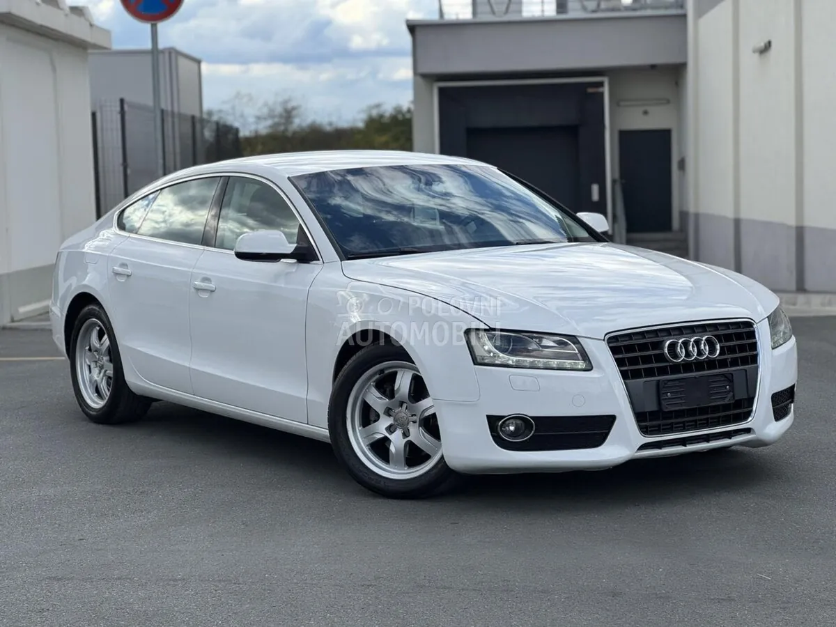 Audi A5 2010 photo 5