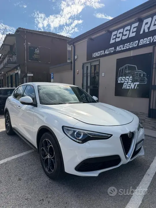 Alfa Romeo Stelvio 2021 photo 2