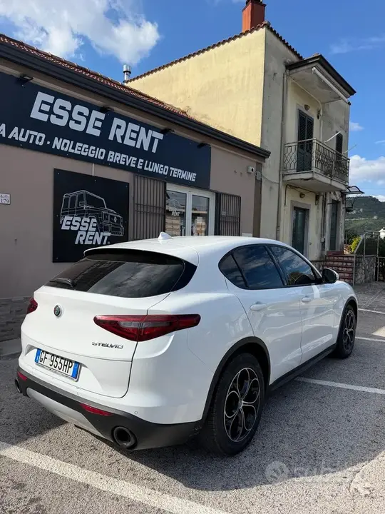 Alfa Romeo Stelvio 2021 photo 4