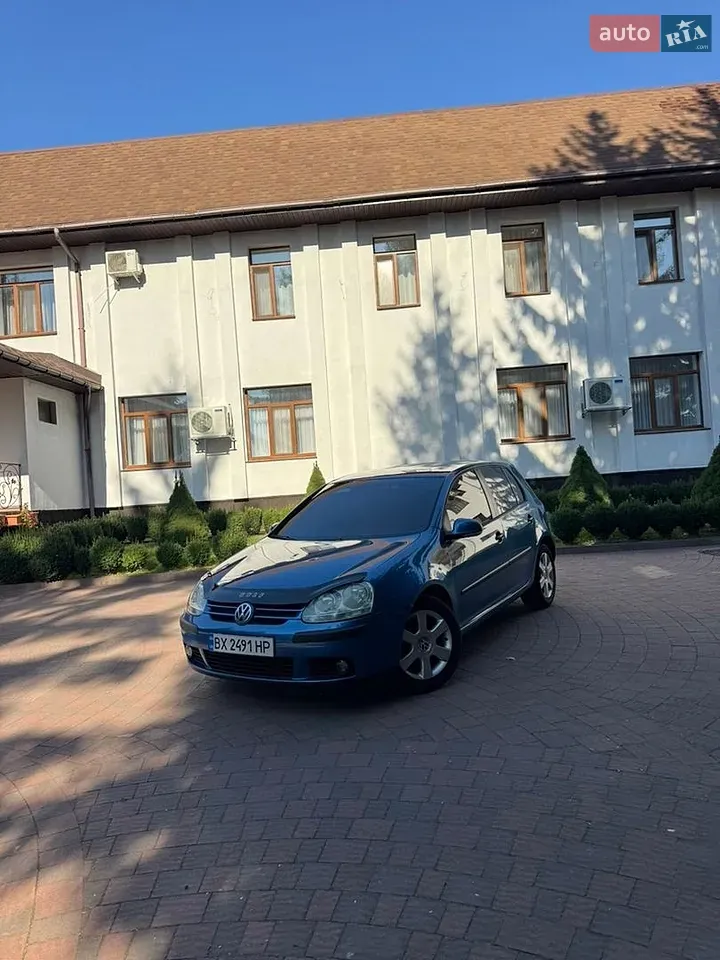Volkswagen Golf 2004 photo 3