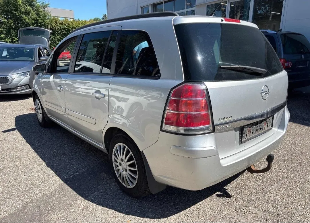 Opel Zafira 2006 photo 3