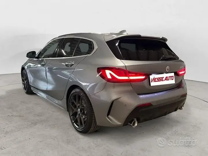 BMW 1 Series 2023 photo 3