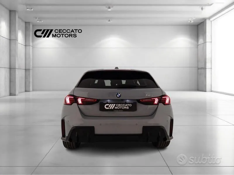 BMW 1 Series 2025 photo 5