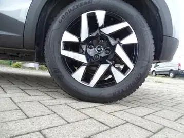 Opel Mokka-E 2024 photo 3