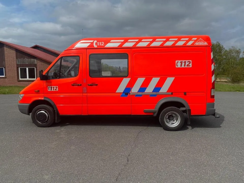 Mercedes-Benz 416