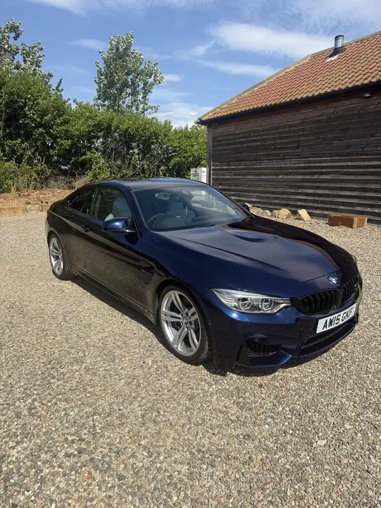 BMW M4 2015 photo 3