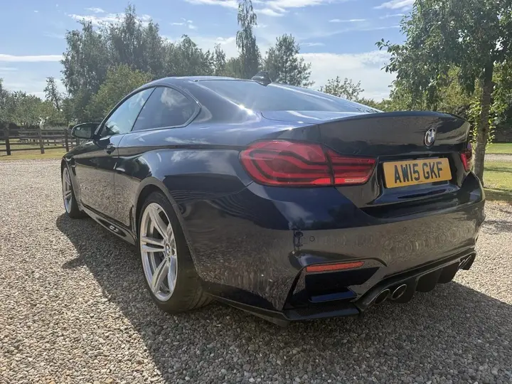 BMW M4 2015 photo 5